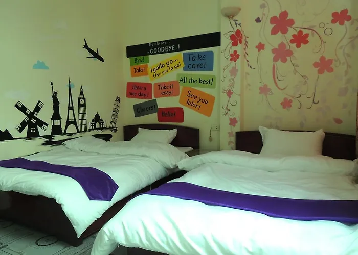 Hostel Happy (adults Only)