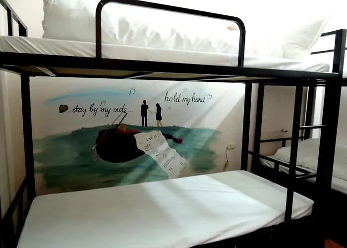 Happy (adults Only) Hostel *
